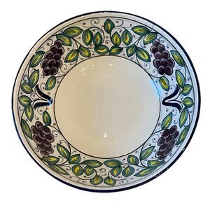 VIETRI Frutti Grapes Large Serving Bowl Hand Painted Pottery in Italy New